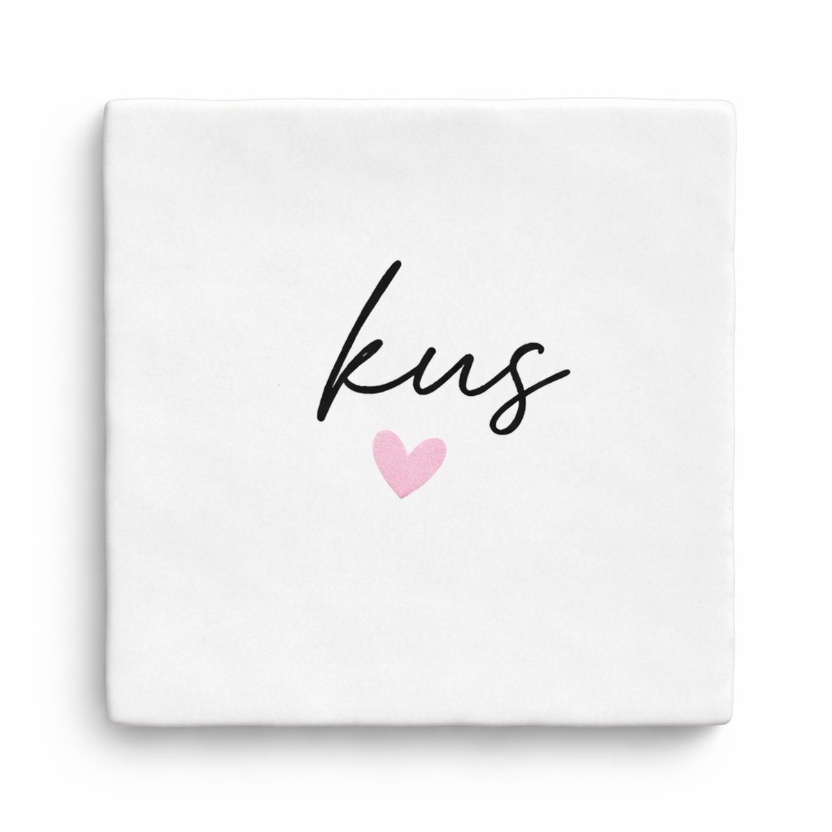 Keramische Tegel “Kus” 10x10 cm – Liefde Cadeau – Minimalistisch Design – Roze Hart