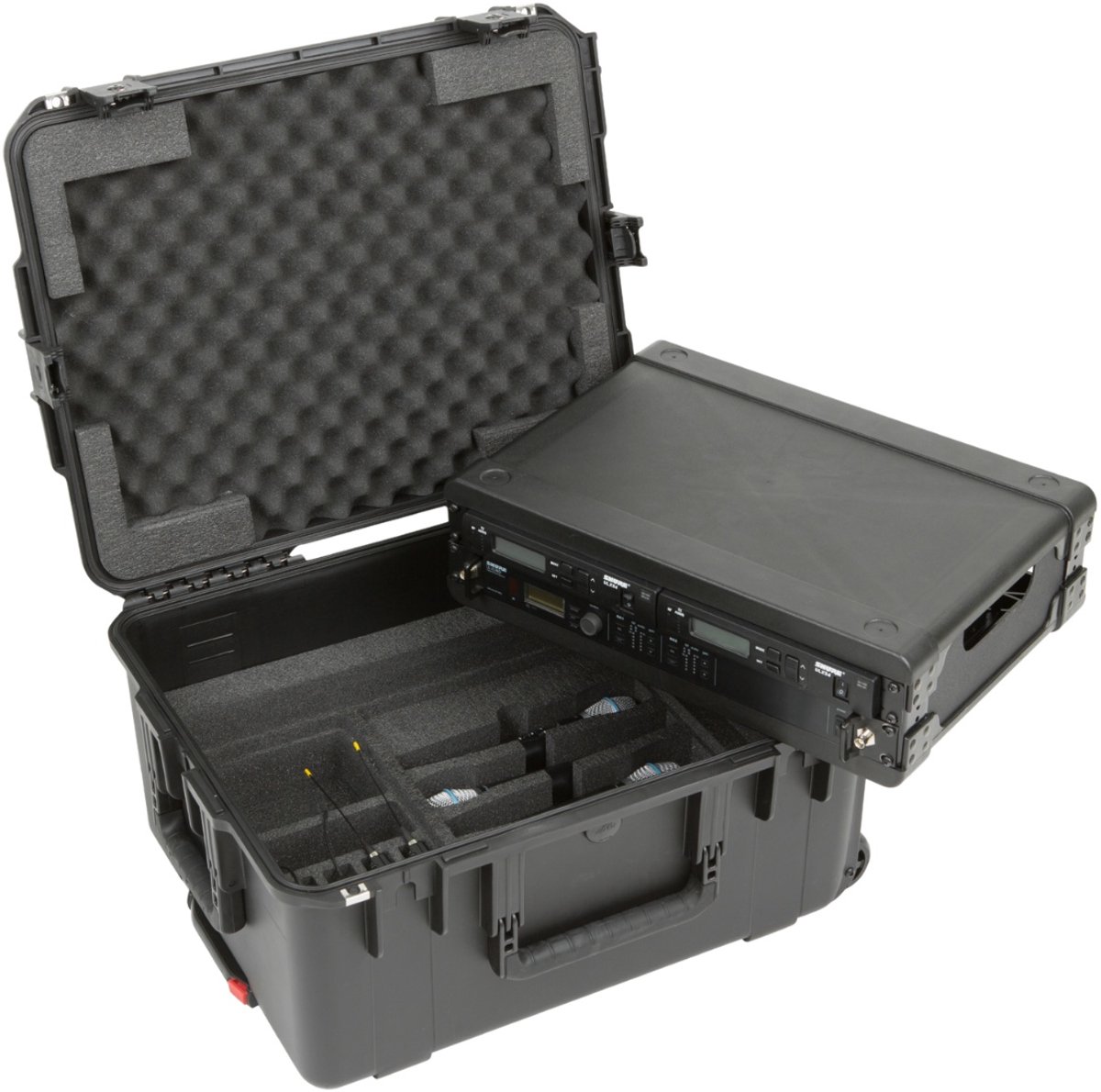 SKB - iSeries 3i-2217-10 - Waterdichte Koffer - Zwart - Draadloze Microfoon Fly Rack 2U