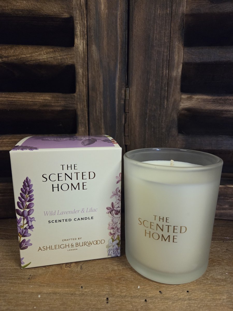 Ashleigh & Burwood Wild Lavender & Lilac - scented candle - 40 branduren - 1 stuk