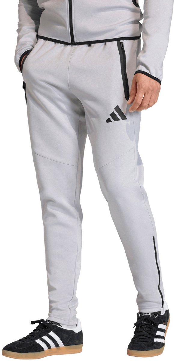 adidas Broek Heren Tiro 26 Travel Sweat Lichtgrijs