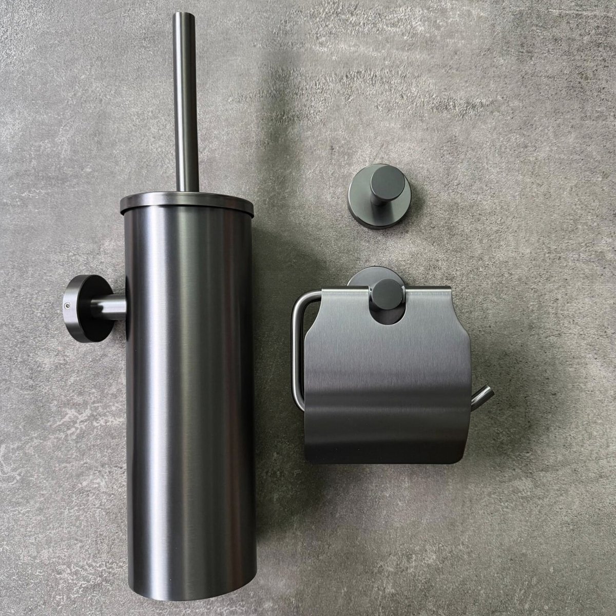 Toiletaccessoireset Gun metal 3-delig - Luxe Toilet Set - Toiletborstel met Houder - Toiletrolhouder met klep - Handdoekhaak - Gun Metal Accessoires