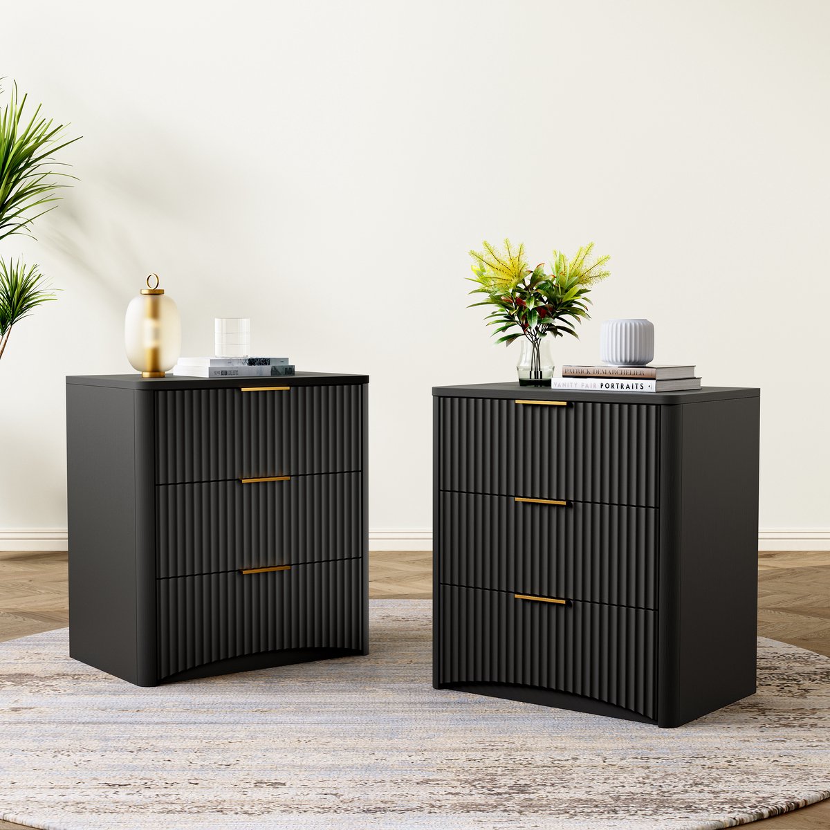 HAUSS SPOLE Nachtkastje - Met 3 Lades En Rillenfront - Voor Slaapkamer - MDF Zwart - 58x38x64 Cm