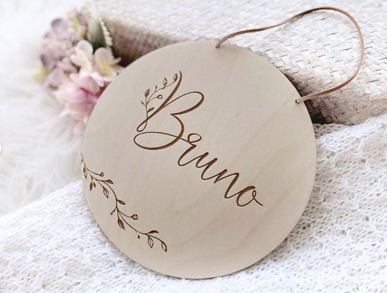 Gepersonaliseerd houten naambord met naam, decoratie voor de kinderkamer, houten naamplaatje, naambordje, babycadeau, deurbordje/wanddecoratie/babykamer/ kinderkamer/ gepersonaliseerde naambord met leren hanger — afbeelding 3
