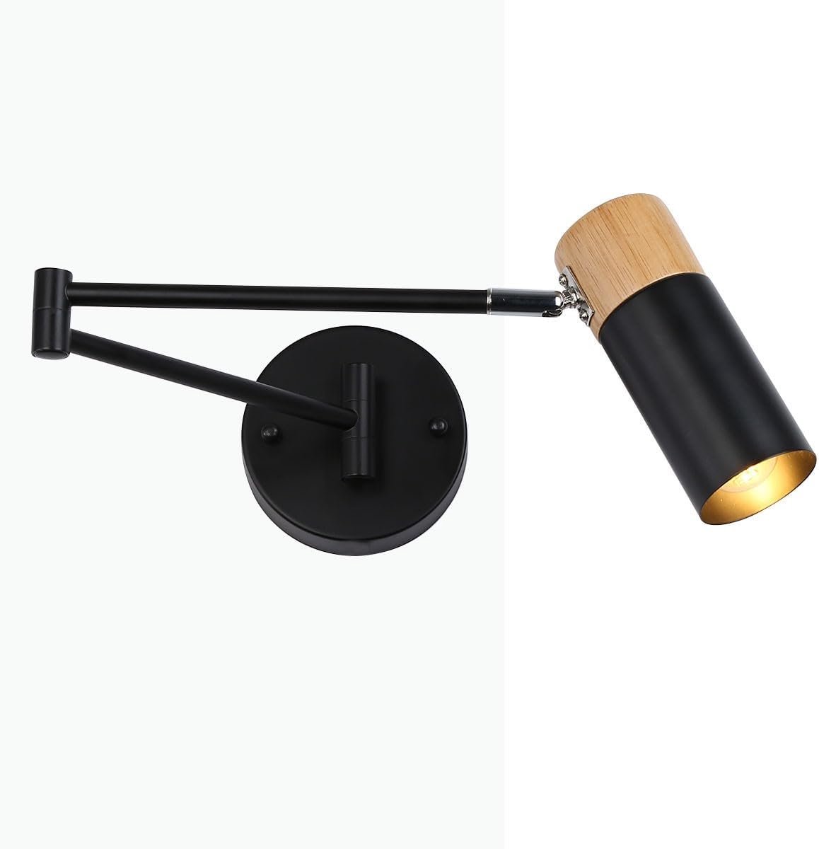 Scandinavische LED Wandlamp met Verstelbare Arm en Draaibare Kap – Aluminium en Hout