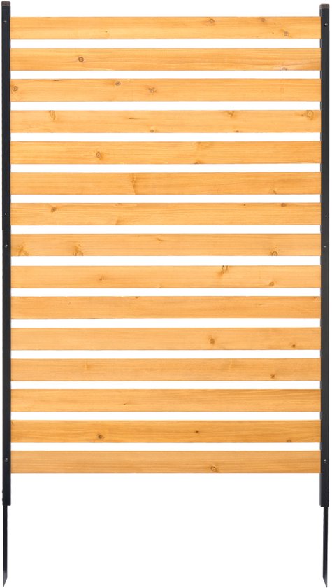 Houten privacyscherm met horizontale latten en donkere metalen palen, staand.
