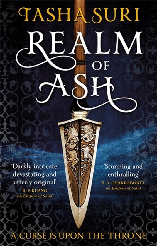 Boekcover van 'Realm of Ash' door Tasha Suri. Een zwaard met details van mythologische wezens staat centraal, met citaten van R.F. Kuang en S.A. Chakraborty.