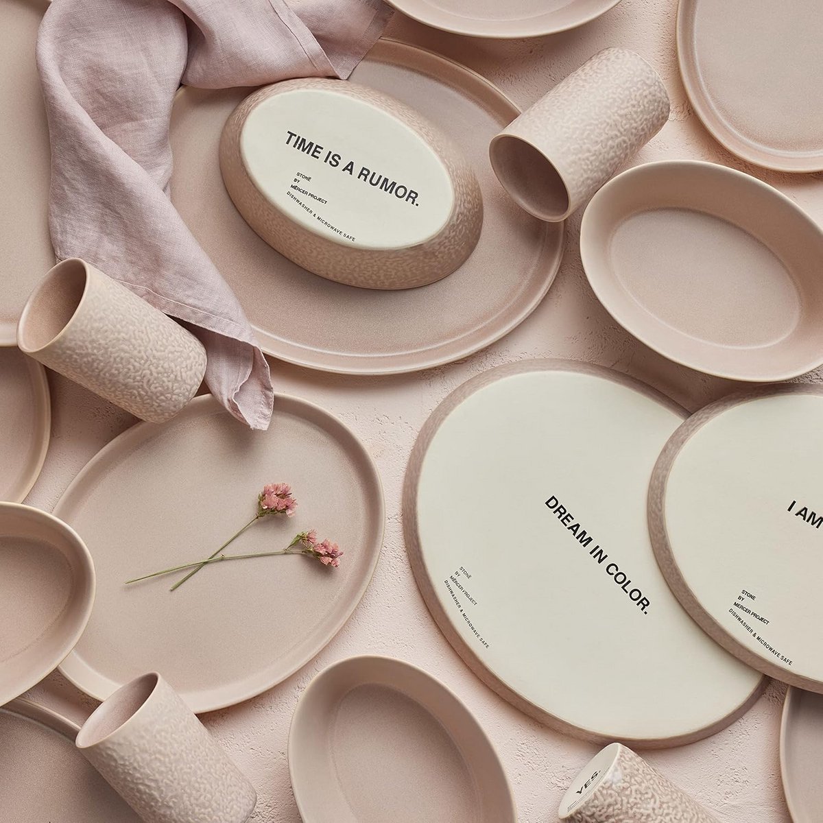 16-Delige Ovale Steengoed Servies Set Beige en Roze