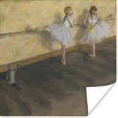 Poster Dancers Practicing at the Barre - Schilderij van Edgar Degas - 100x100 cm XXL - Kerstversiering - Kerstdecoratie voor binnen - Kerstmis