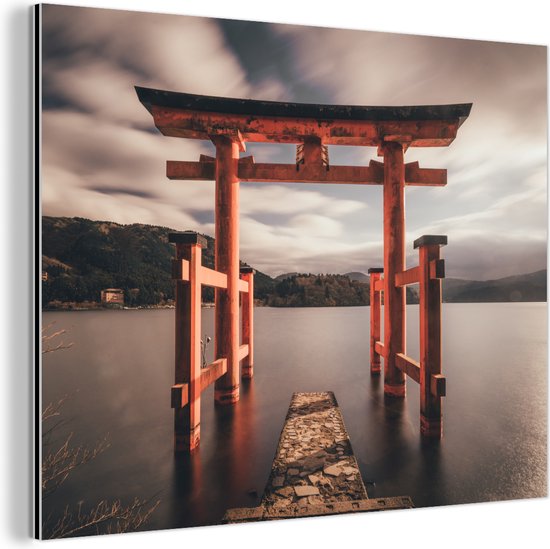 Wanddecoratie Metaal - Aluminium Schilderij Industrieel - Poort - Berg - Japan - 40x30 cm - Dibond - Foto op aluminium - Industriële muurdecoratie - Voor de woonkamer/slaapkamer