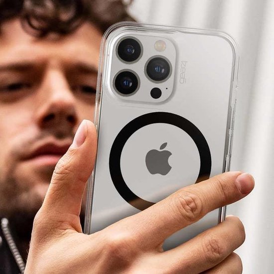 GEAR4 Santa Cruz Snap coque de protection pour téléphones portables 15,5 cm (6.1") Housse Noir, Transparent