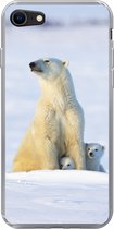 Geschikt voor iPhone SE 2020 hoesje - IJsbeer - Sneeuw - Welpen - Siliconen Telefoonhoesje