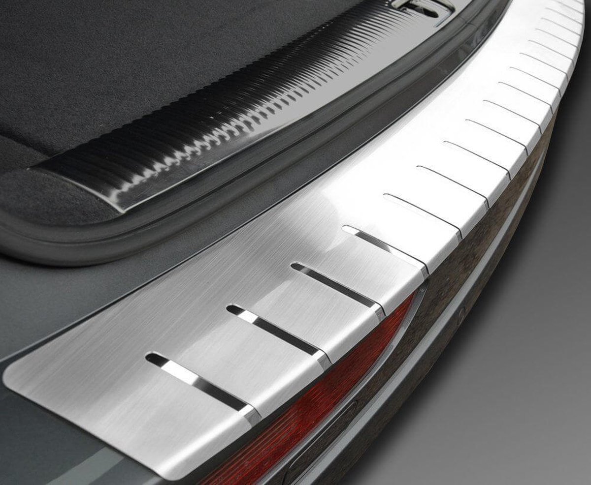 Bumperbeschermer RVS profiel Mitsubishi Outlander III (facelift) 2015-