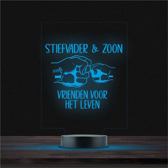Led Lamp Met Gravering - RGB 7 Kleuren - Stiefvader & Zoon