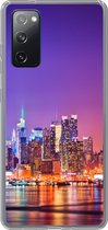 Geschikt voor Samsung Galaxy S20 FE hoesje - New York - Skyline - Paars - Siliconen Telefoonhoesje