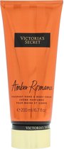 Victoria's Secret Amber Romance - 200 ml - Hand & body cream