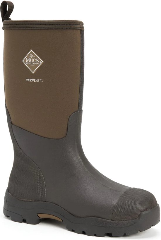 Donkerbruine en olijfgroene Muck Boot Derwent II laars, met een logopatch op de schacht.