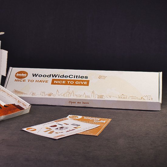 Debout Skyline Tiel Notenhout - 60 cm - Décoration d'intérieur design - Décoration à poser