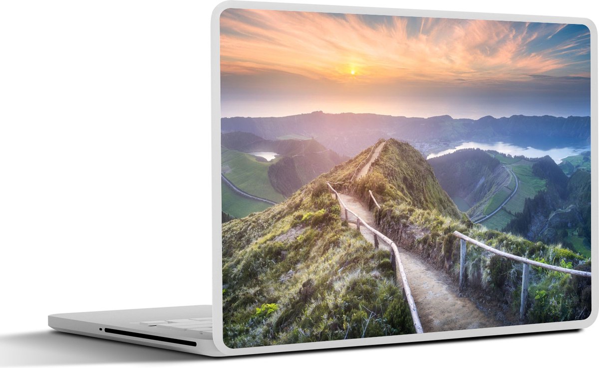 Laptop sticker - 13.3 inch - Bergen - Zon - Natuur - 31x22,5cm - Laptopstickers - Laptop skin - Cover