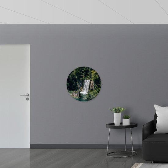 WallClassics - Cercle mural en panneau de mousse PVC - Cascade se jetant dans la mer - Photo 70x70 cm sur cercle mural (avec système de suspension)