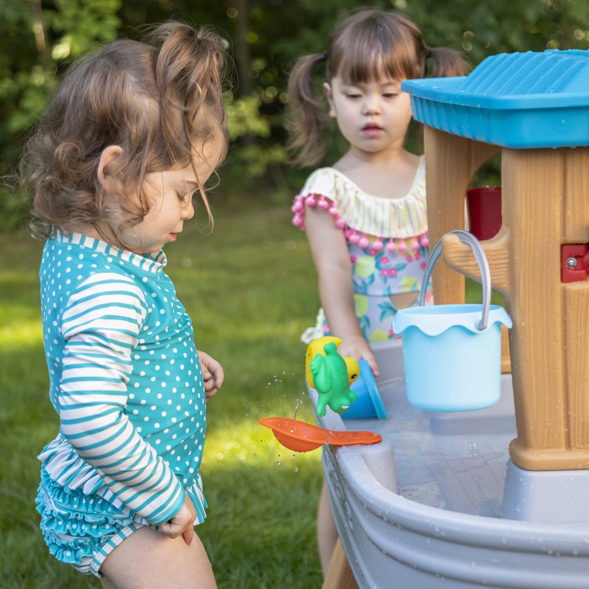 Step2 Rain Showers Splash Tub Watertafel - incl. accessoires - - Waterspeelgoed voor kind - Activiteitentafel met water voor de tuin / buiten — afbeelding 19