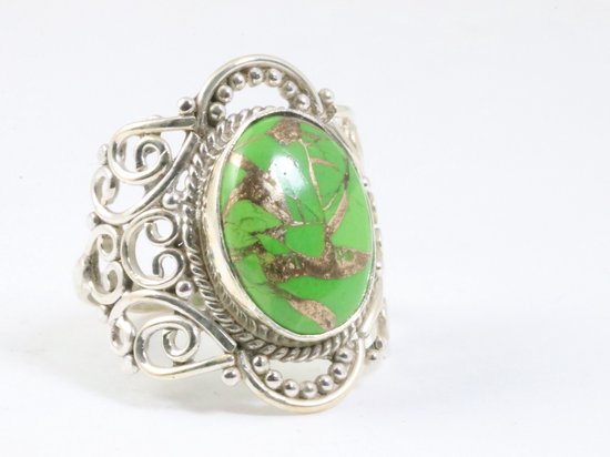 Opengewerkte zilveren ring met groene koperturkoois - maat 19.5