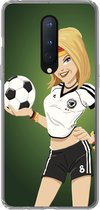 Geschikt voor OnePlus 8 hoesje - Een illustratie van een meisje met Duitse kleding en een voetbal - Meiden - Meisjes - Kinderen - Siliconen Telefoonhoesje