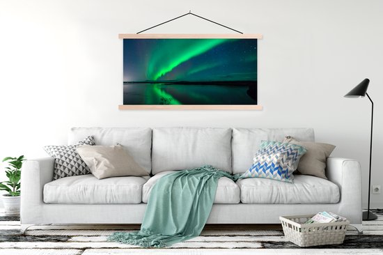Posterhanger incl. Poster 150x75 cm - Schoolplaat - Noorderlicht - IJsland - Sterrenhemel - Groen - Water - Textielposter - Blanke latten