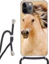 Hoesje met koord Geschikt voor iPhone 11 Pro Max - Paarden - Dieren - Manen - Portret - Siliconen - Crossbody - Backcover met Koord - Telefoonhoesje met koord - Hoesje met touw