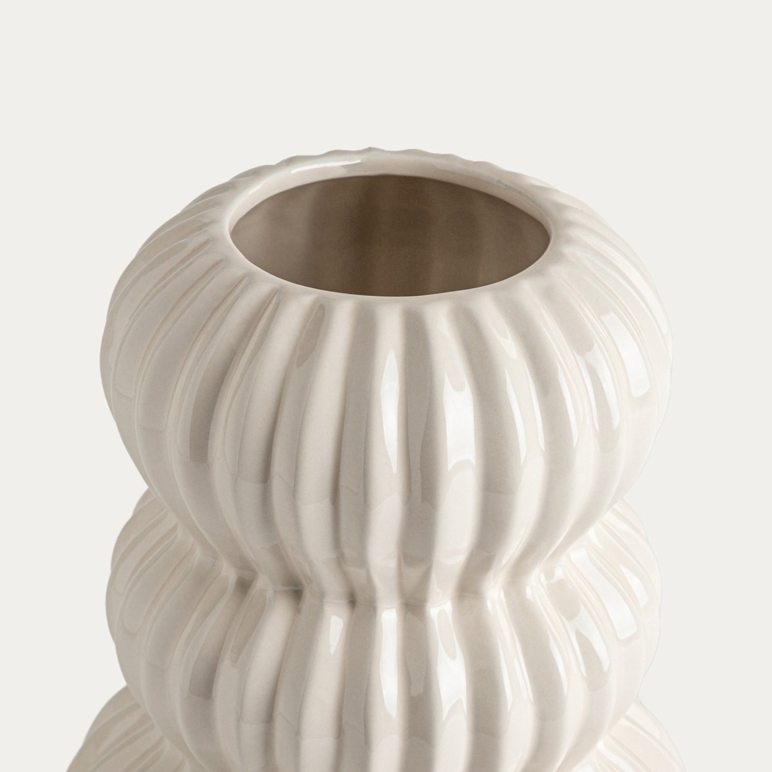 Homla Vaas | AVENA | ecru gestreept keramiek | 18.2 x 25.5 cm | 779329
