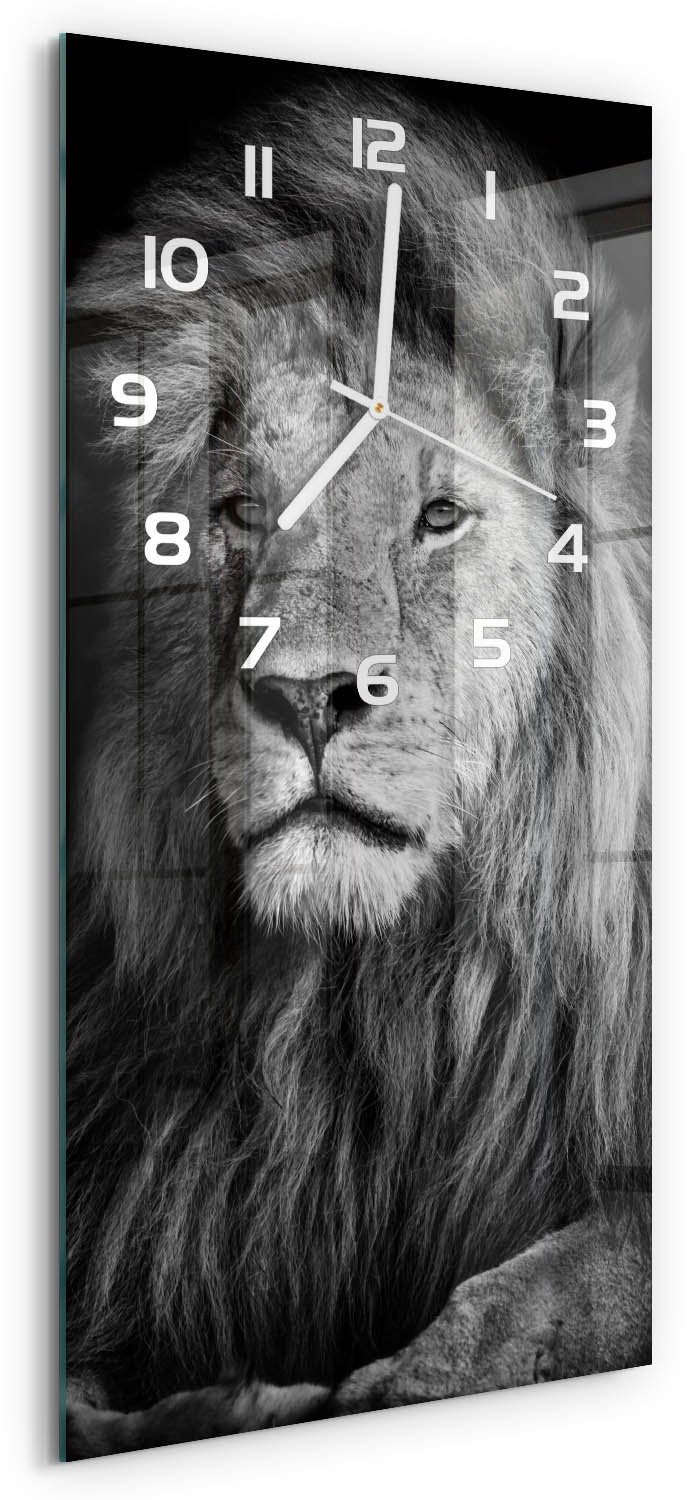 Tulup Wandklok - Portret van een leeuw Klok Glas Met Opdruk - 30x60 cm - Zwart-wit Moderne Wandklok Glas - Witte handen - Rechthoekige Klok - Decoratieve Glazen Klok - Glazen Wandklok Design
