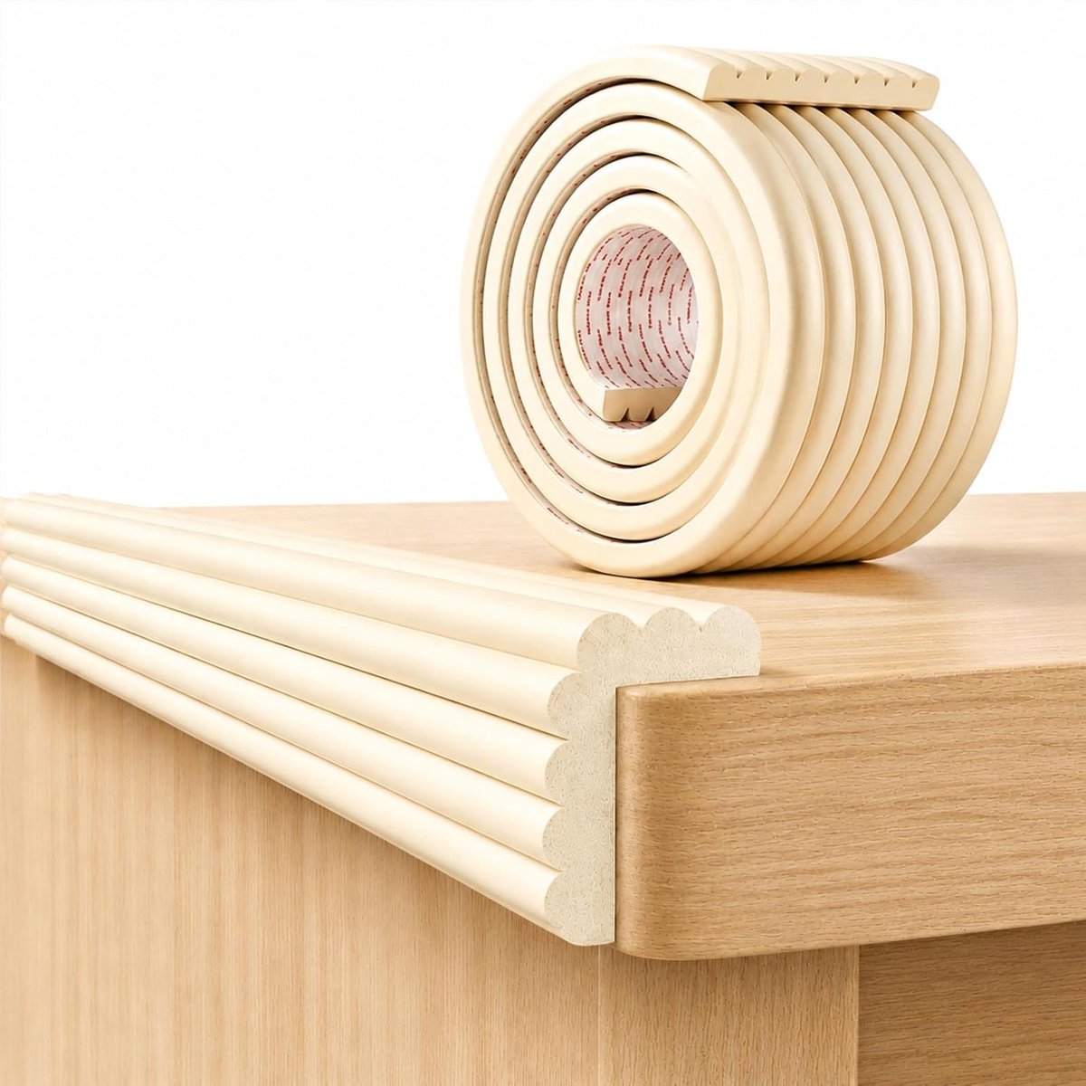 Schuimrubberen randband 2 m x 8 cm - zelfklevend - gebroken wit - bescherming voor tafelranden - ShopVlot