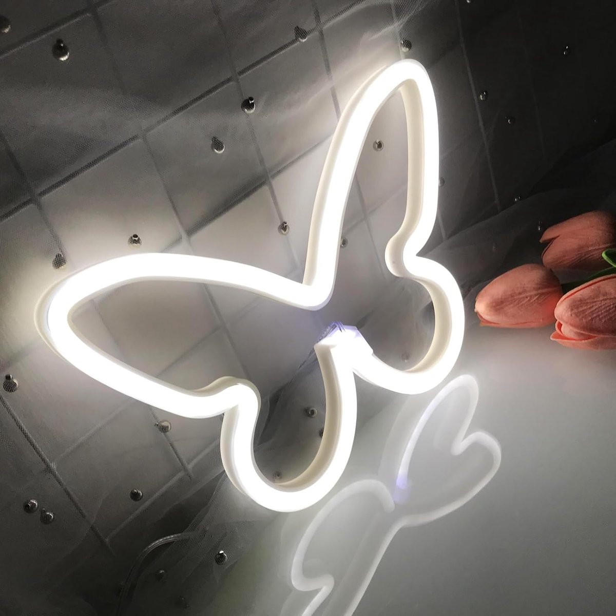 Witte Vlinder Vormige Neon Lichten Gekleurde Lichten Muur Hangende Decoraties Bars Winkelcentra Sfeer Kamers Slaapkamer Layouts