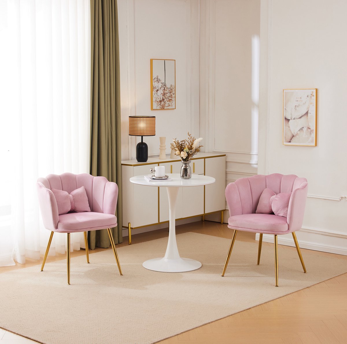 MEUNIQ Set van 2 roze fluwelen fauteuils met bloembladrugleuning, sierkussens en gouden metalen poten voor woonkamer en slaapkamer