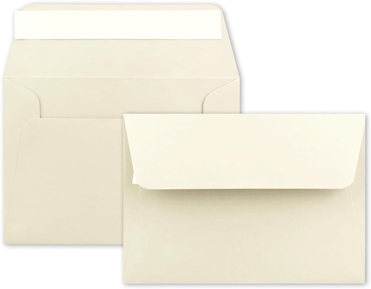 100x Envelop B6 - Vanille (Crème) - 12,5 x 17,5 cm - Zelfklevend 120 g/m² - smalle sluiting-flap - hoogwaardige uitnodigingsenveloppen