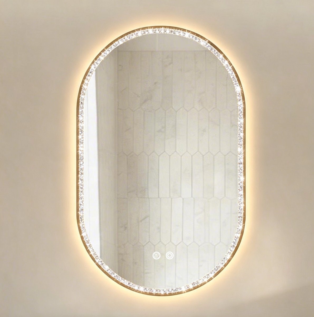 Badkamerspiegel – Ovaal met Ledverlichting – 50 x 80 cm – Glas en Aluminium – Goud – Antibeslag