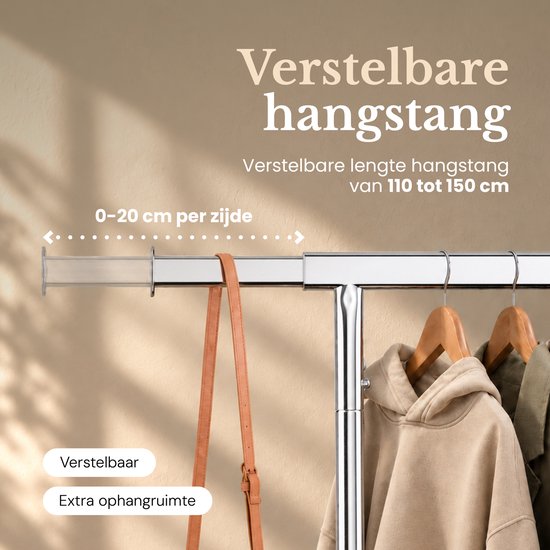 Close-up van een uitschuifbare zilveren hangstang, verstelbaar van 110 tot 150 cm.