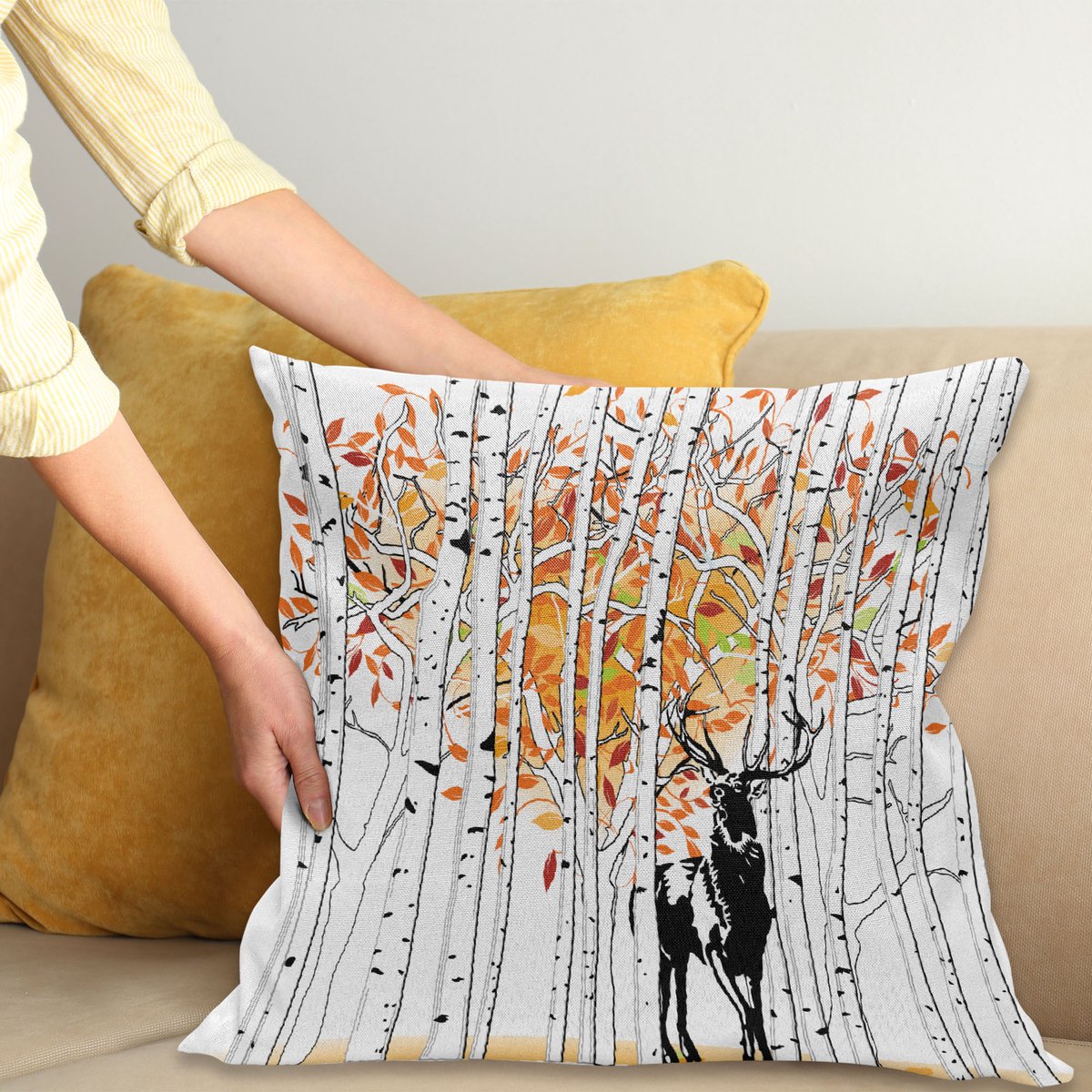 ABAKUHAUS Hert Sierkussenhoes, Hert in Bos Herfst Kleuren Bomen Foliage Wilderness Seizoensgebonden Kunstwerk, Decoratieve Vierkante Sierkussenhoes, 65 x 65 cm, Oranje Groen