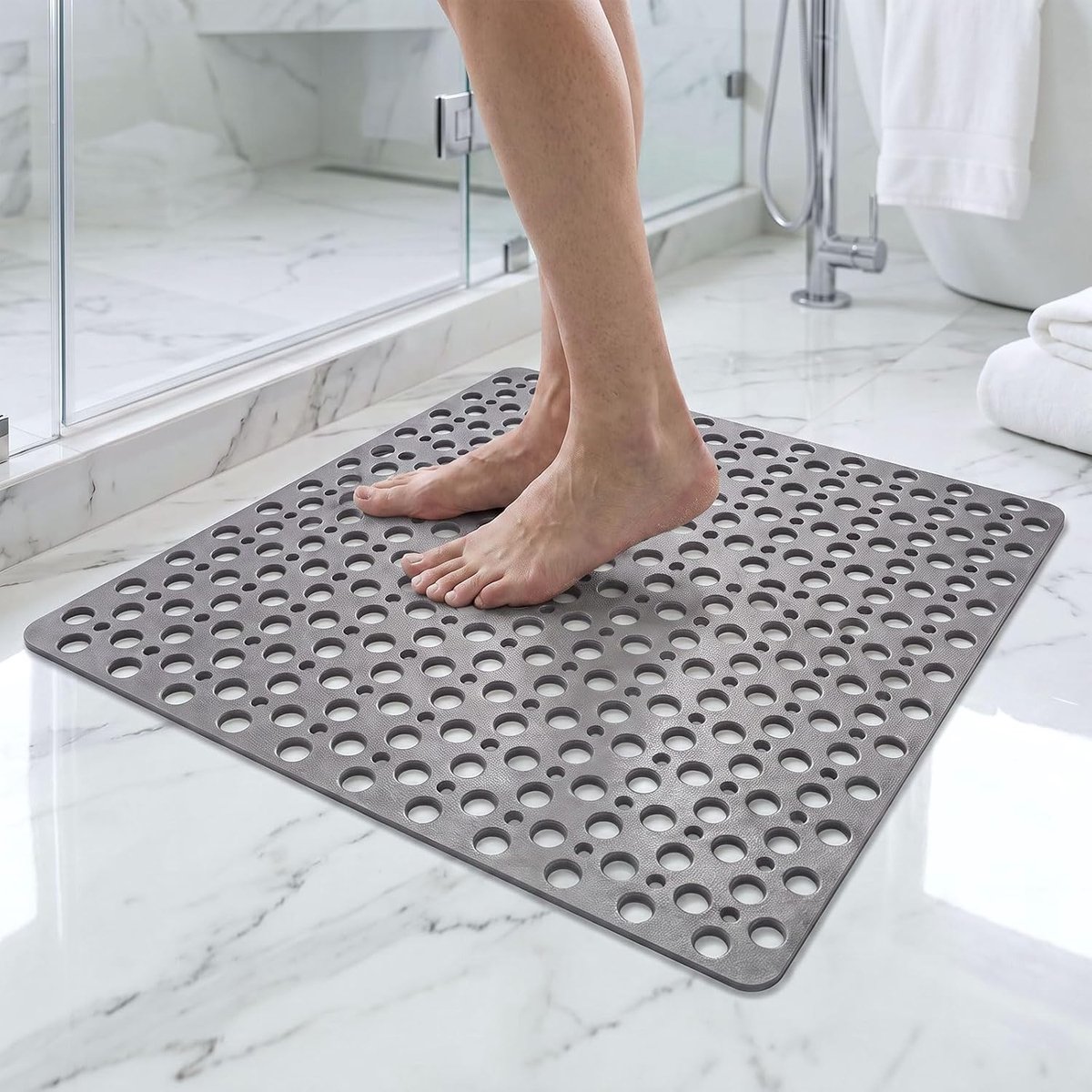 Douchemat antislip 70 x 70 cm, antislipmat douche voor de badkamer met zuignappen en afvoergaten, grote en zachte TPE antislipmat douche, douche-inleg, antislipmat, schimmelbestendig