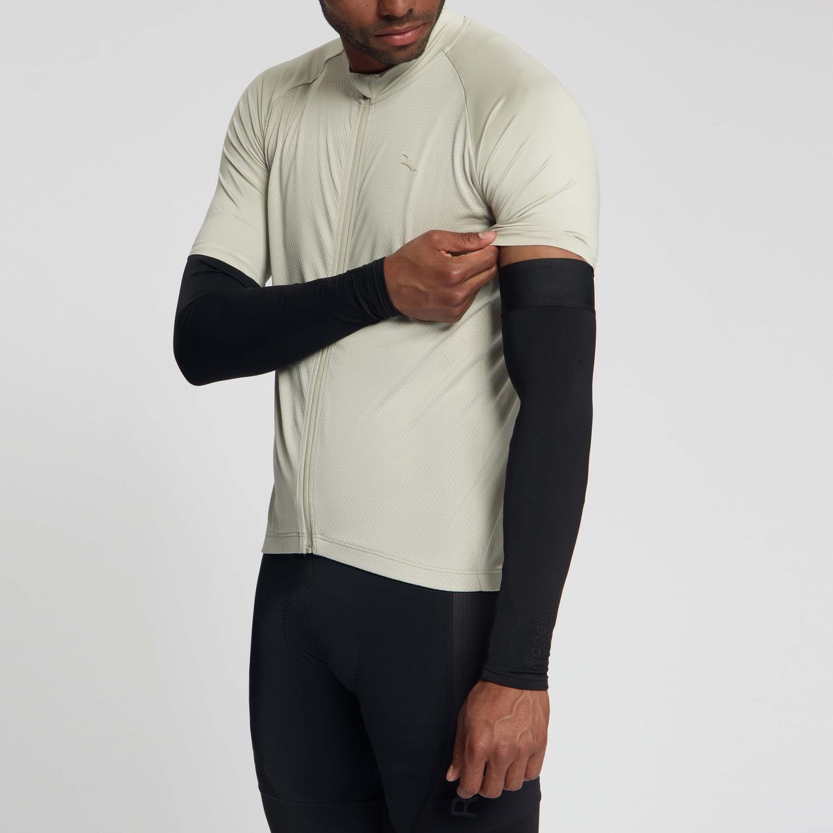 Rogelli Essential Dames en Heren Armwarmers - Armstukken - Zwart