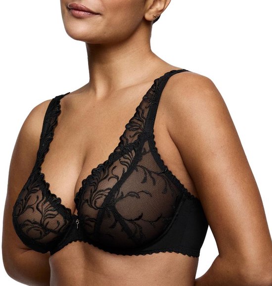 Zijaanzicht van een zwarte PrimaDonna plunge-beha met gedetailleerd bloemenkant op een model.