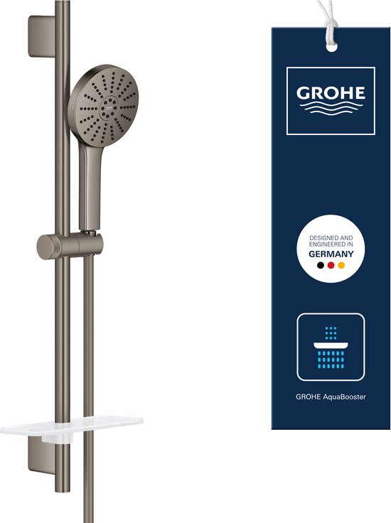 Donkergrijze doucheset met douchekop, glijstang en zeepschaal, inclusief Grohe label met AquaBooster icoon.