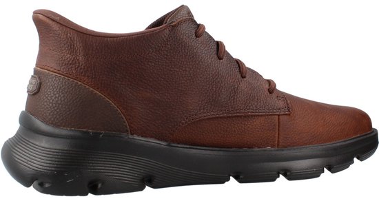 Bottines mi-hautes en cuir marron avec lacets, semelle noire et logo 'Skechers Slip-ins' au talon.