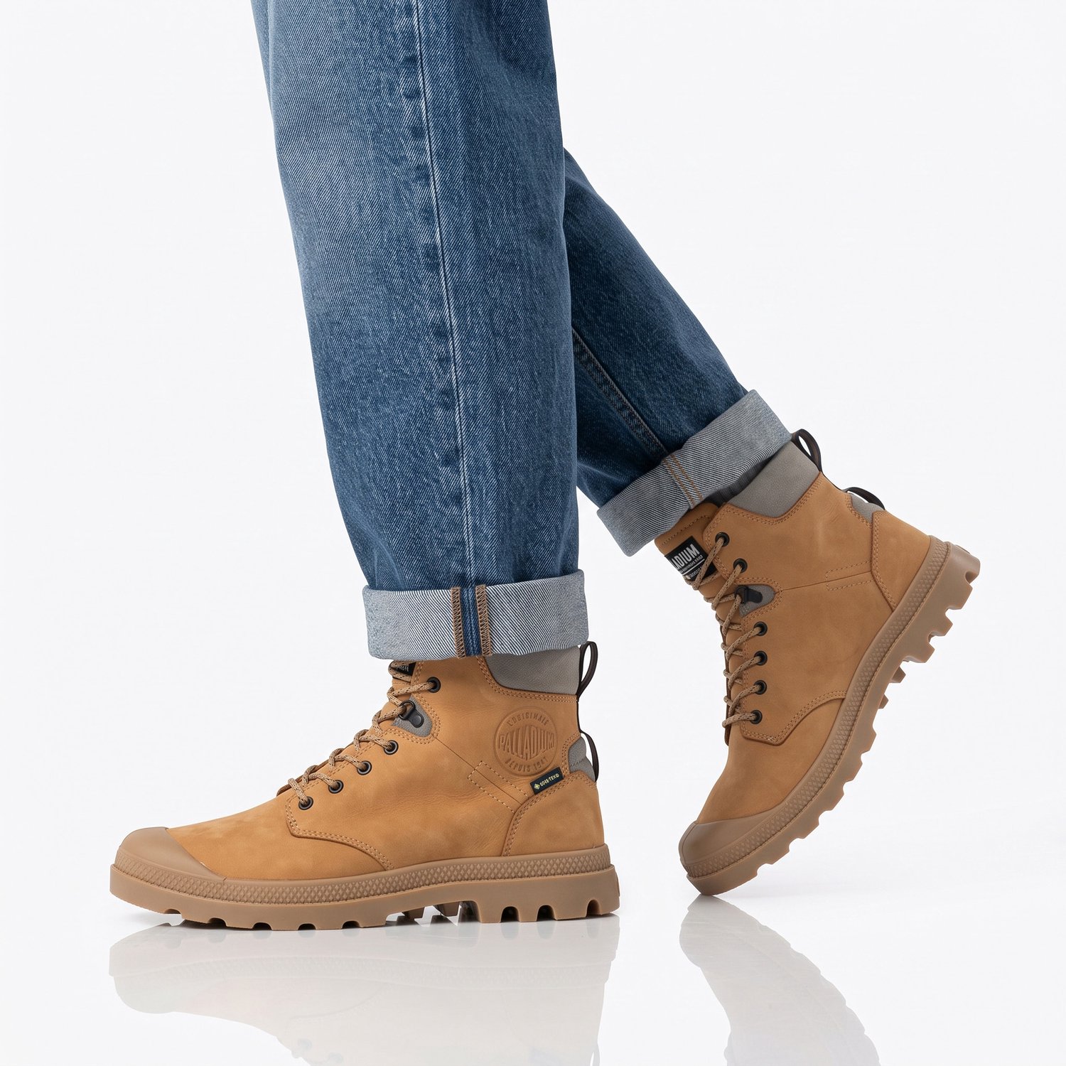 Palladium Pampa Sportcuff GTX Leren Boots Gore Tex Goud