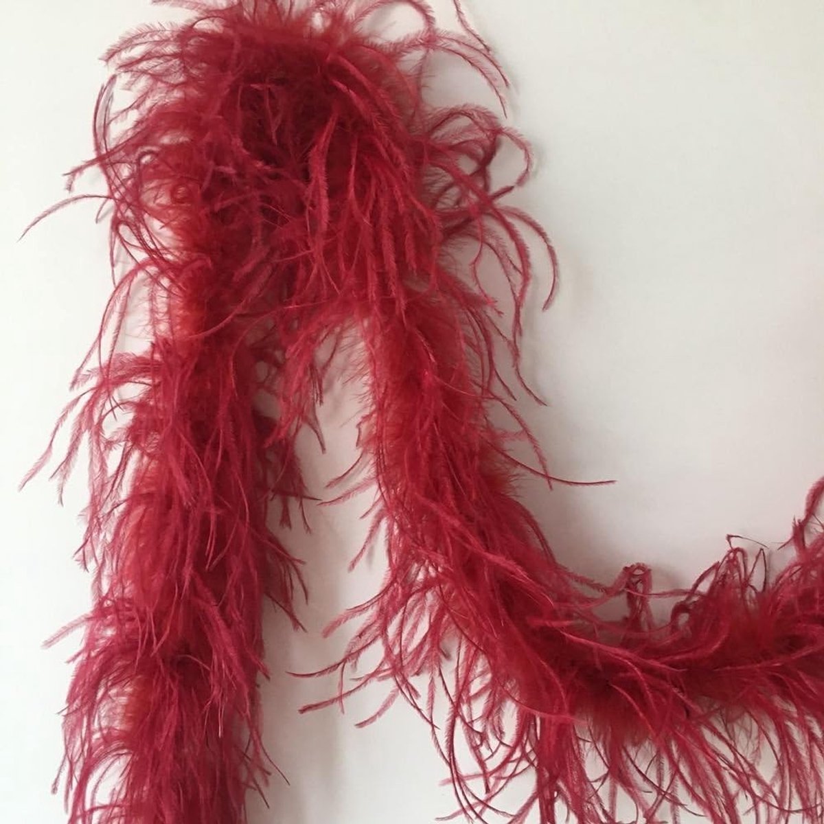 Elegante 183 cm lange struisvogelveren boa voor bruiloften en feestdecoratie, ideaal voor kostuums en accessoires