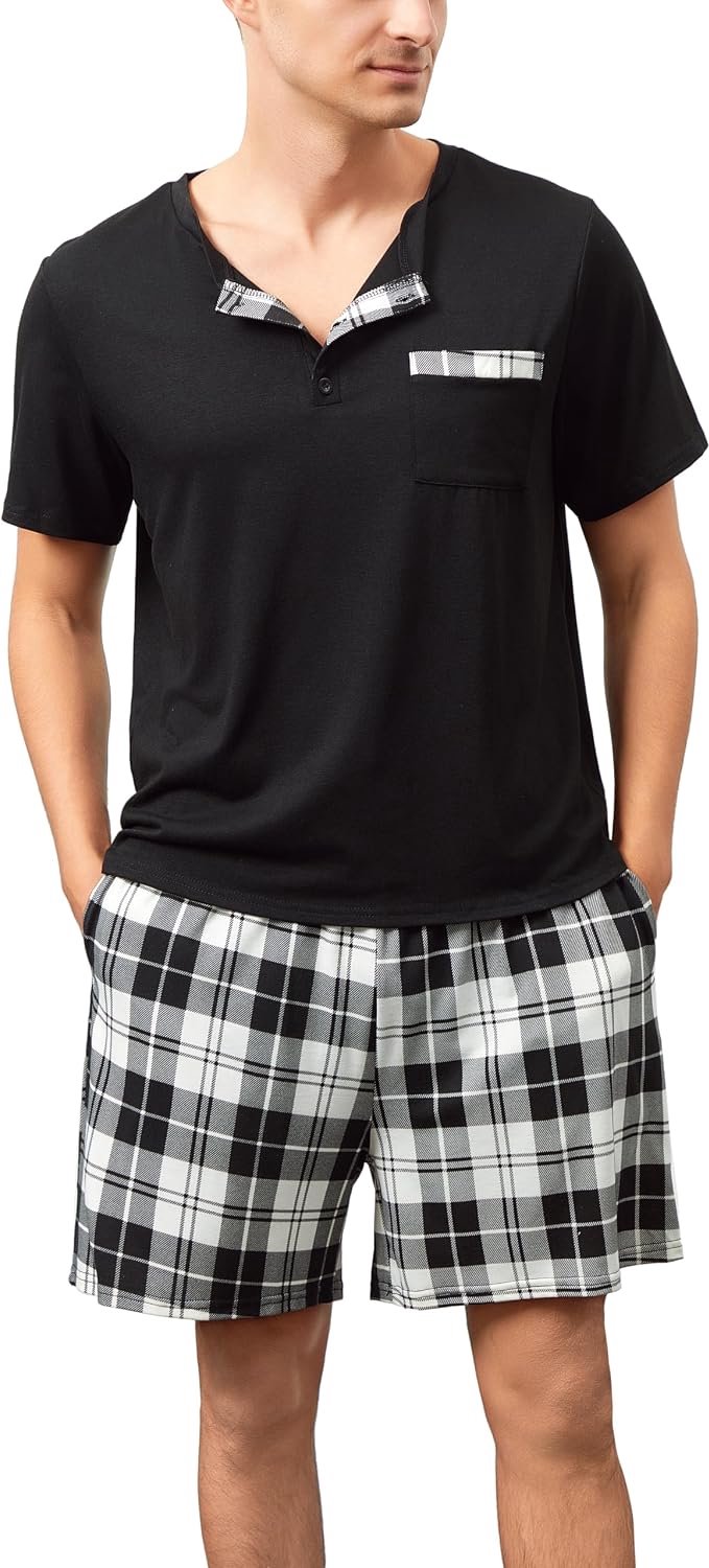 Tweedelige herenpyjama voor de zomer, korte mouwen, Henley-kraag, geruite shorts