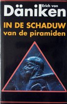 In de schaduw van de piramiden