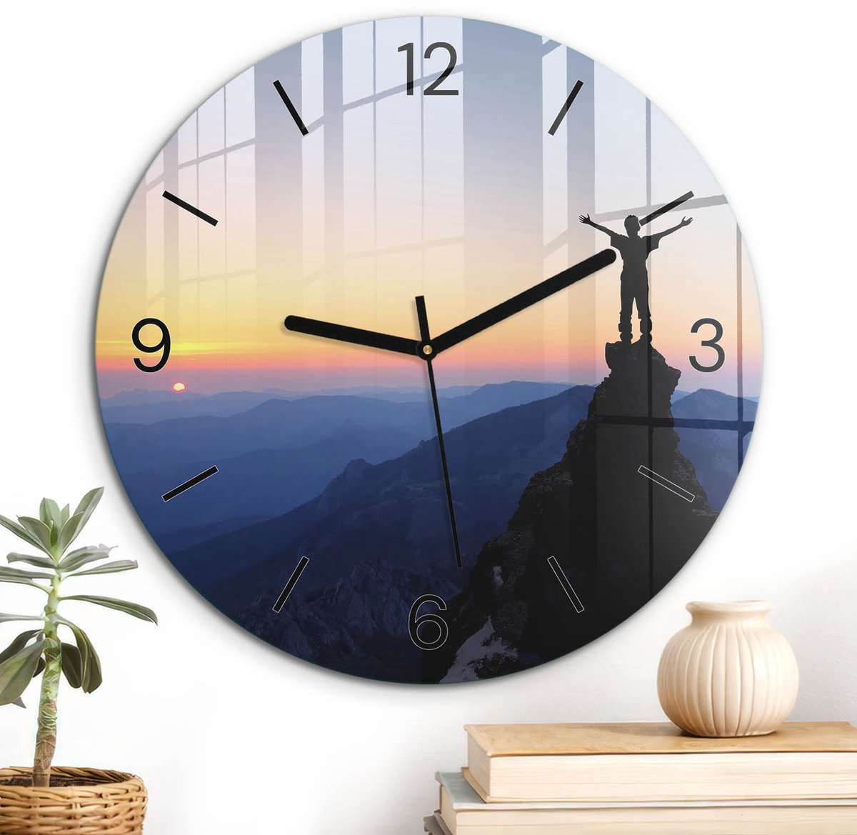 ArtPrintCave Blauw Glazen Klok - Wandklok 30 cm - Muurklok Rond - Bergpanorama Wandklok Keuken - Natuur Unieke Klok - Zwarte Klokwijzers