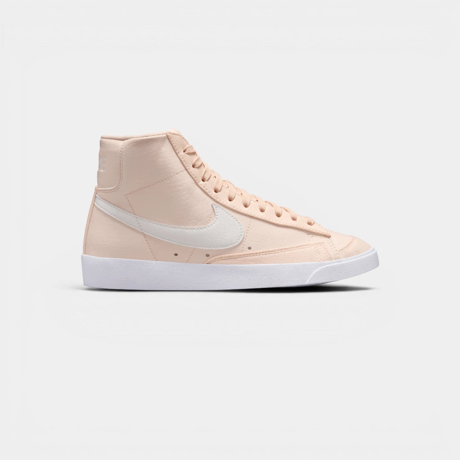 Nike Blazer Mid ’77 Next Nature Guava Ice Sail Beige