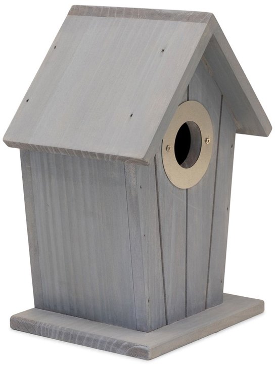 Grijs houten vogelhuisje met een puntdak en een ronde metalen invliegopening.
