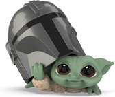 Star Wars - The Mandalorian Bounty Collection: Yoda The Child Yoda under Helmet MERCHANDISE